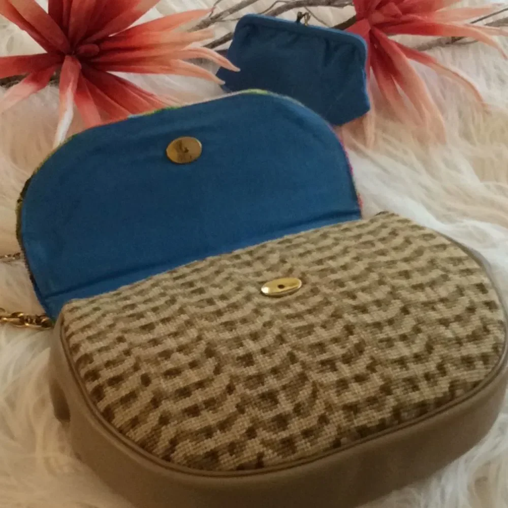 UNIQUE 💞GORGEOUS purse 💞 - Picture 13 of 16